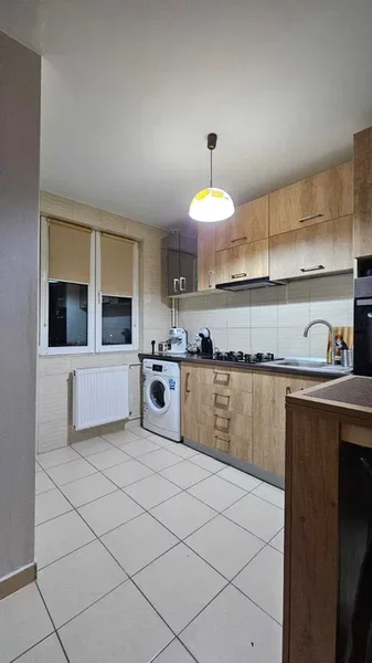 Berceni, Brancoveanu, 1/4, decomandat, mobilat si utilat